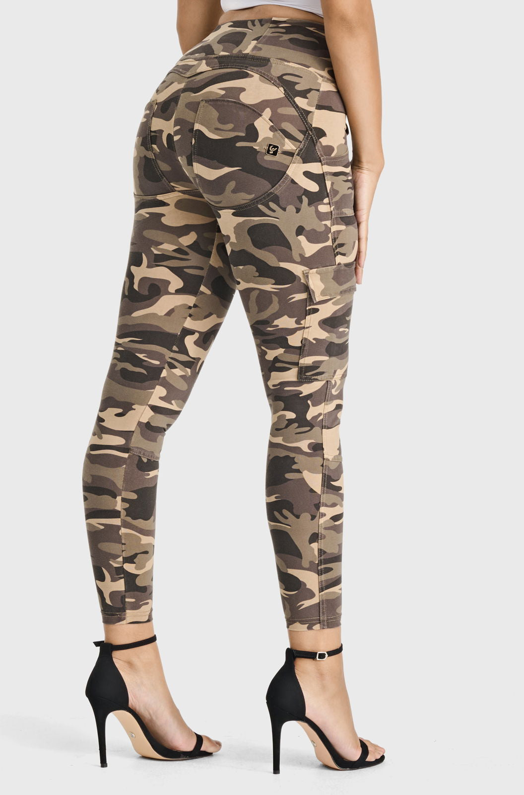 WR.UP® Cargo Fashion - High Waisted - 7/8 Length - Brown Camo - Freddy Australia