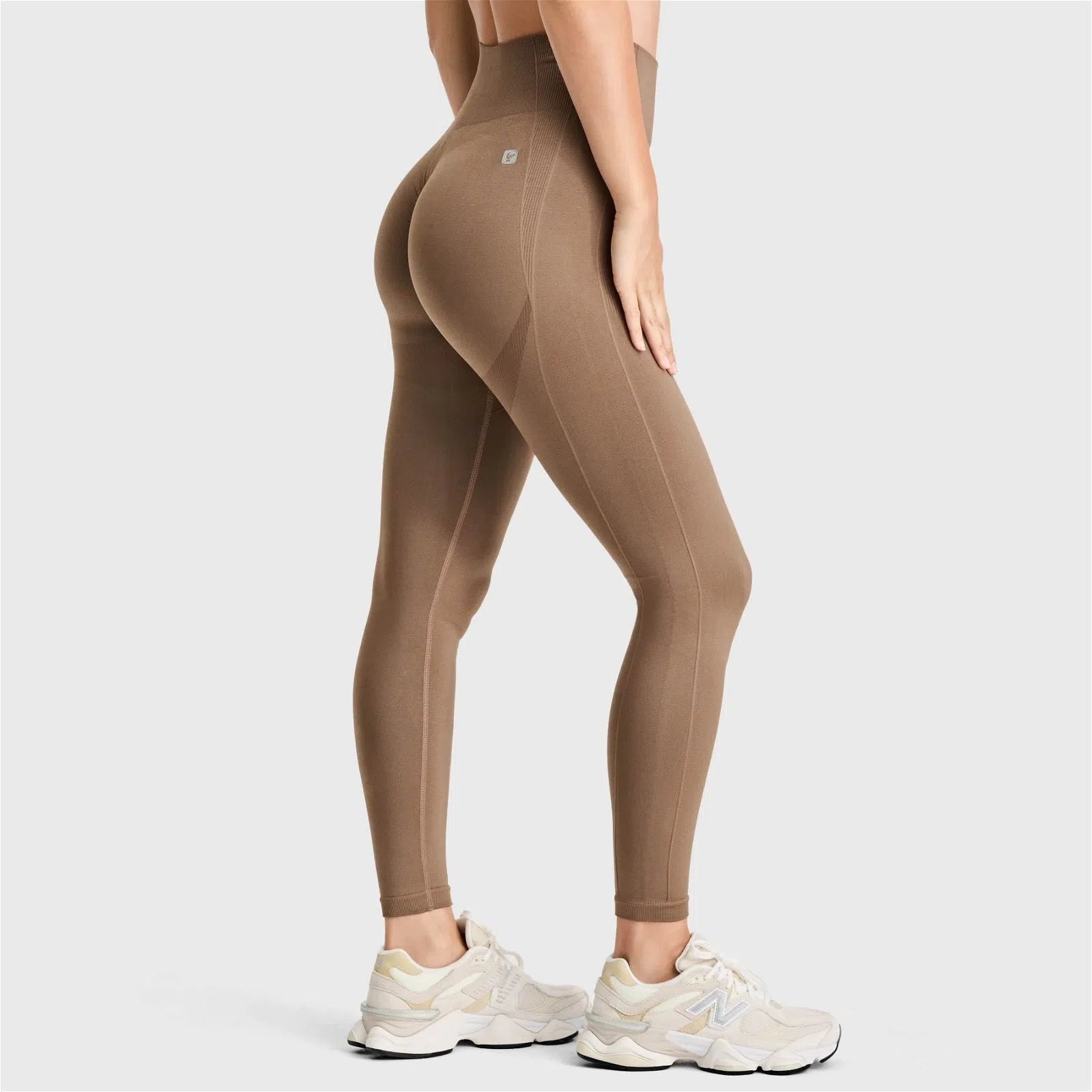 Seamless Active Leggings - High Waisted - 7/8 Length - Mocha 2