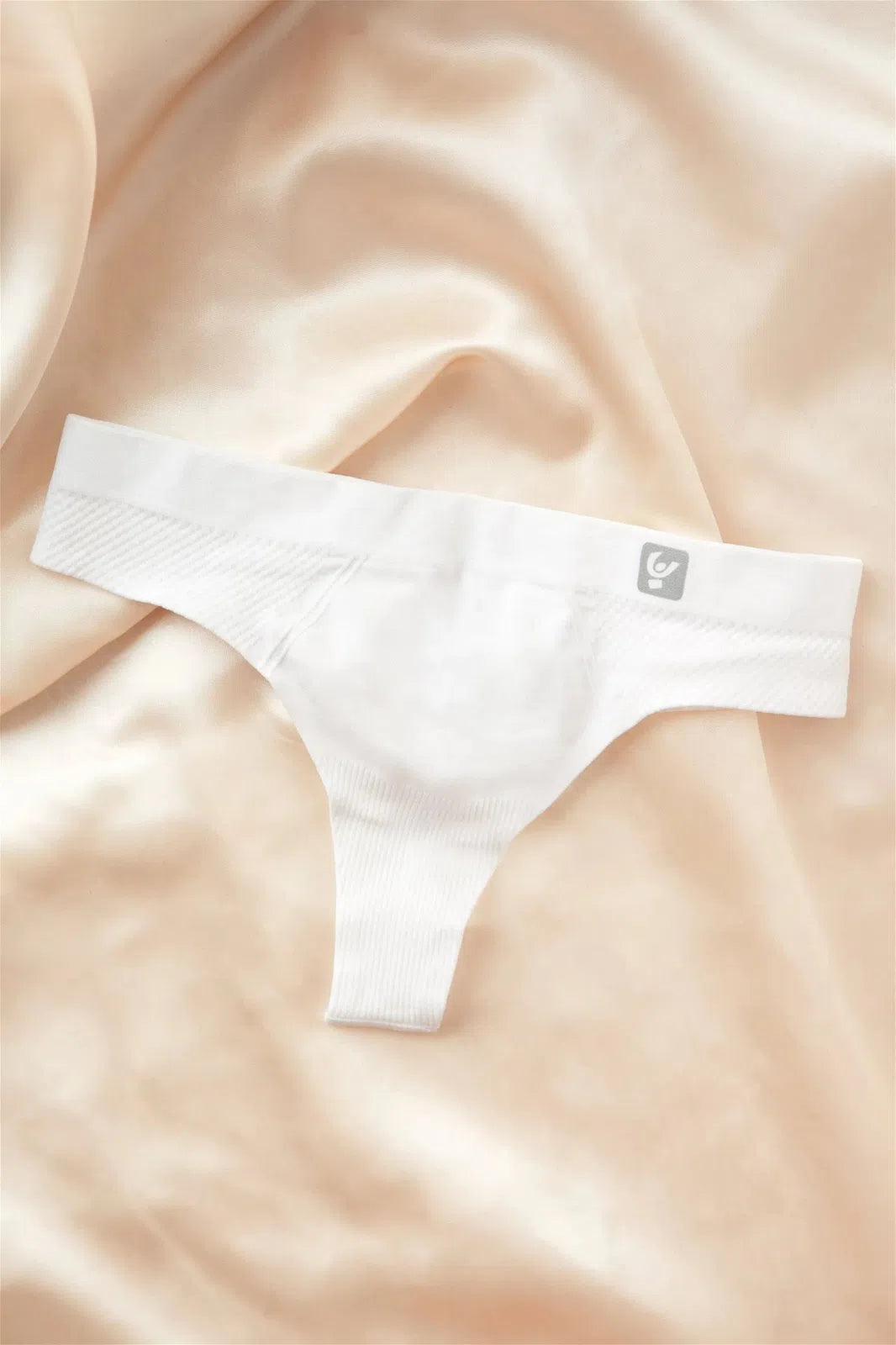 Seamless G String - White 1