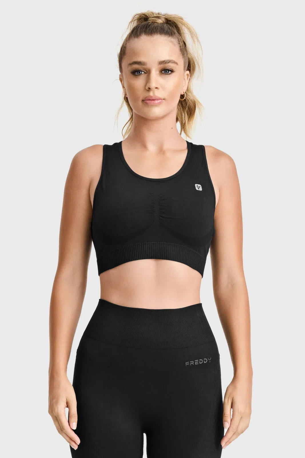 Seamless Sports Bra - Black 1