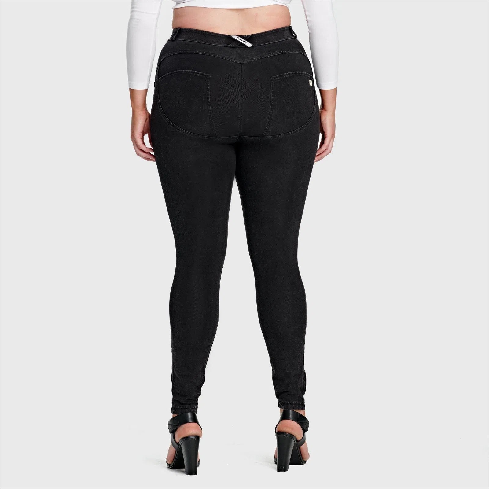 WR.UP® Curvy Denim - High Waisted - Full Length - Black + Black Stitching 3