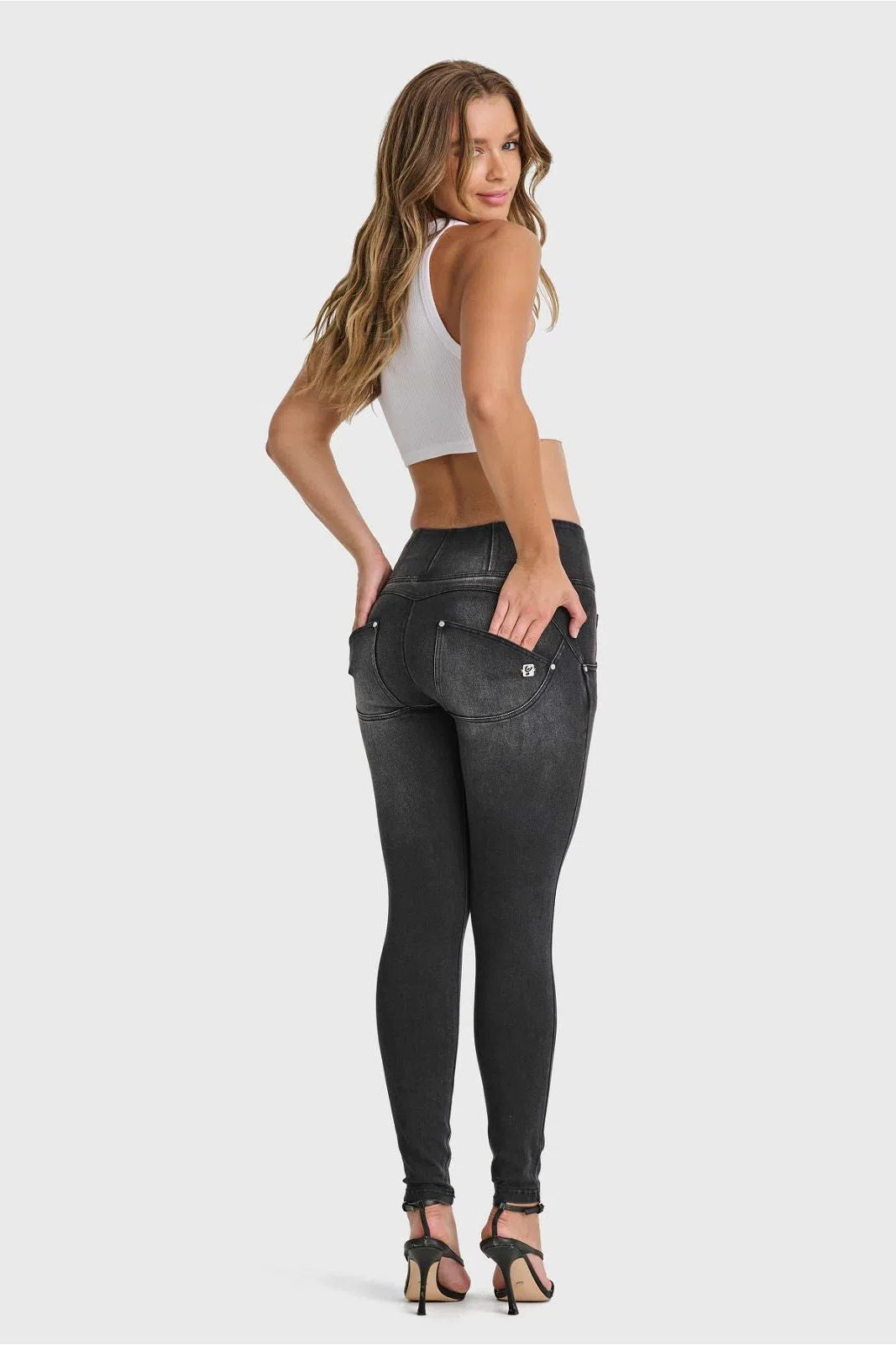 WR.UP® SNUG Jeans - High Waisted - Full Length - Black + Black Stitching 1