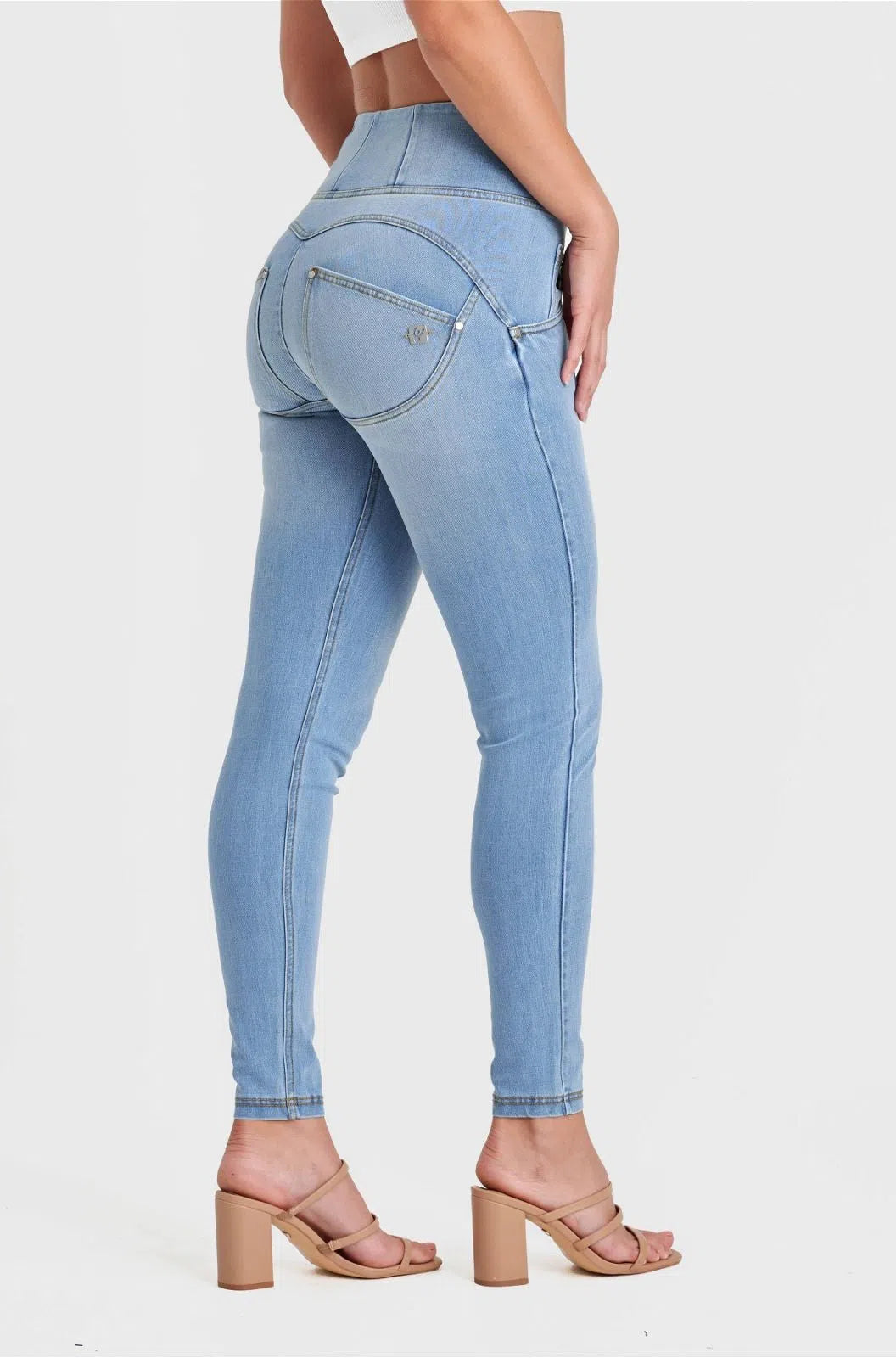 WR.UP® SNUG Jeans - High Waisted - Full Length - Light Blue + Yellow Stitching